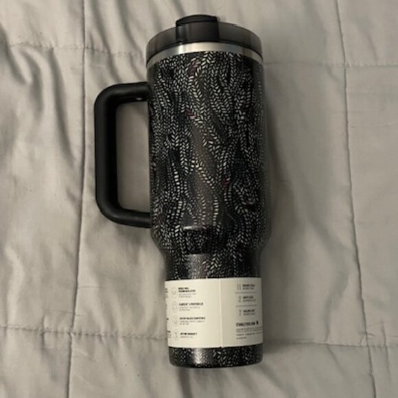 NEW Stanley Water Bottle 40 Oz Quencher H2.0 FlowState™ Tumbler Black NEW $50 - Picture 9 of 11